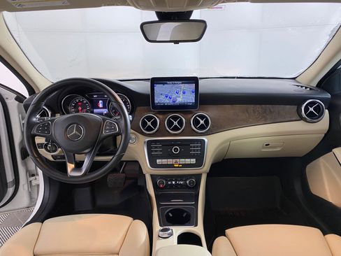 Used 2018 Mercedes-Benz GLA 250 image 14