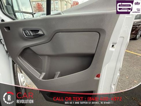 Used 2022 Ford Transit 350 XLT image 43
