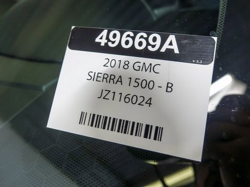 Used 2018 GMC Sierra 1500 SLE w/ SLE Value Package image 32