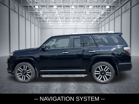 Used 2019 Toyota 4Runner Limited AWD/4WD image 3