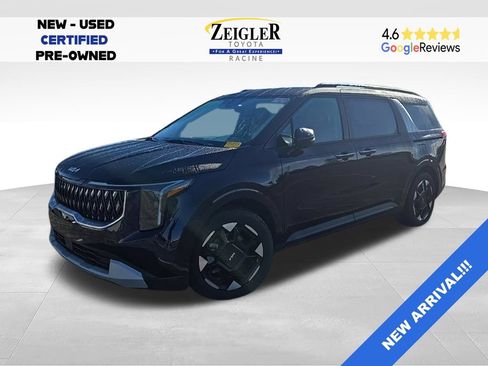 Used 2025 Kia Carnival EX FWD image 3