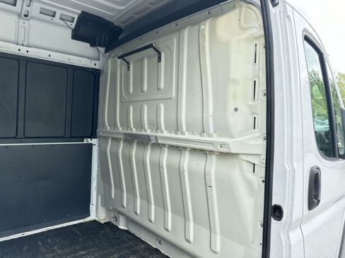 Used 2018 RAM ProMaster 2500 FWD image 14
