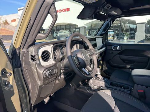New 2026 Jeep Wrangler Unlimited Sport AWD/4WD image 18