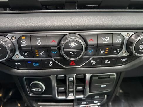 Used 2024 Jeep Wrangler High Altitude image 8