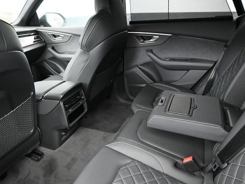 New 2026 Audi SQ8 Premium Plus AWD/4WD image 18