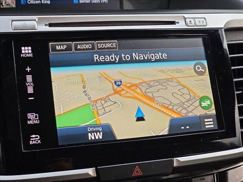 Used 2017 Honda Accord Touring image 13