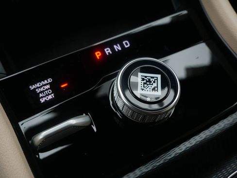 New 2025 Jeep Grand Cherokee L Limited w/ Luxury Tech Group II image 19