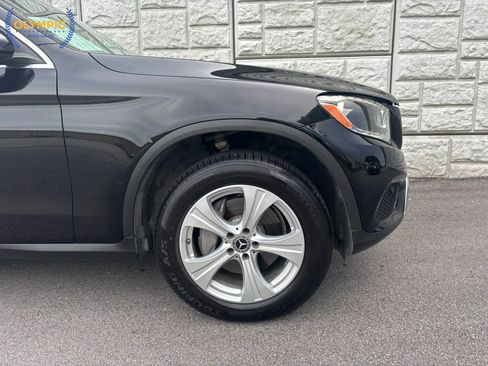 Used 2017 Mercedes-Benz GLC 300 w/ Premium 1 Package image 11