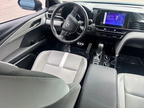 Certified 2025 Toyota Camry SE w/ Convenience Package image 26