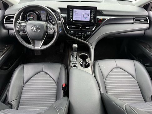 Used 2022 Toyota Corolla LE image 10