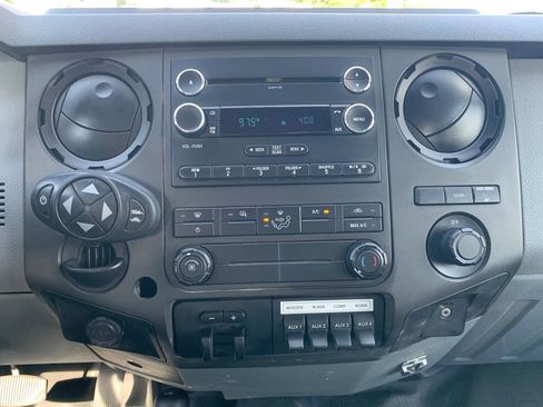Used 2016 Ford F550 4x4 SuperCab Super Duty image 15