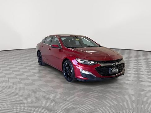 Used 2023 Chevrolet Malibu LT w/ Sport Edition image 2