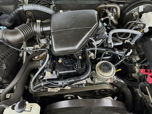 Used 2021 Toyota Tacoma SR5 RWD image 55