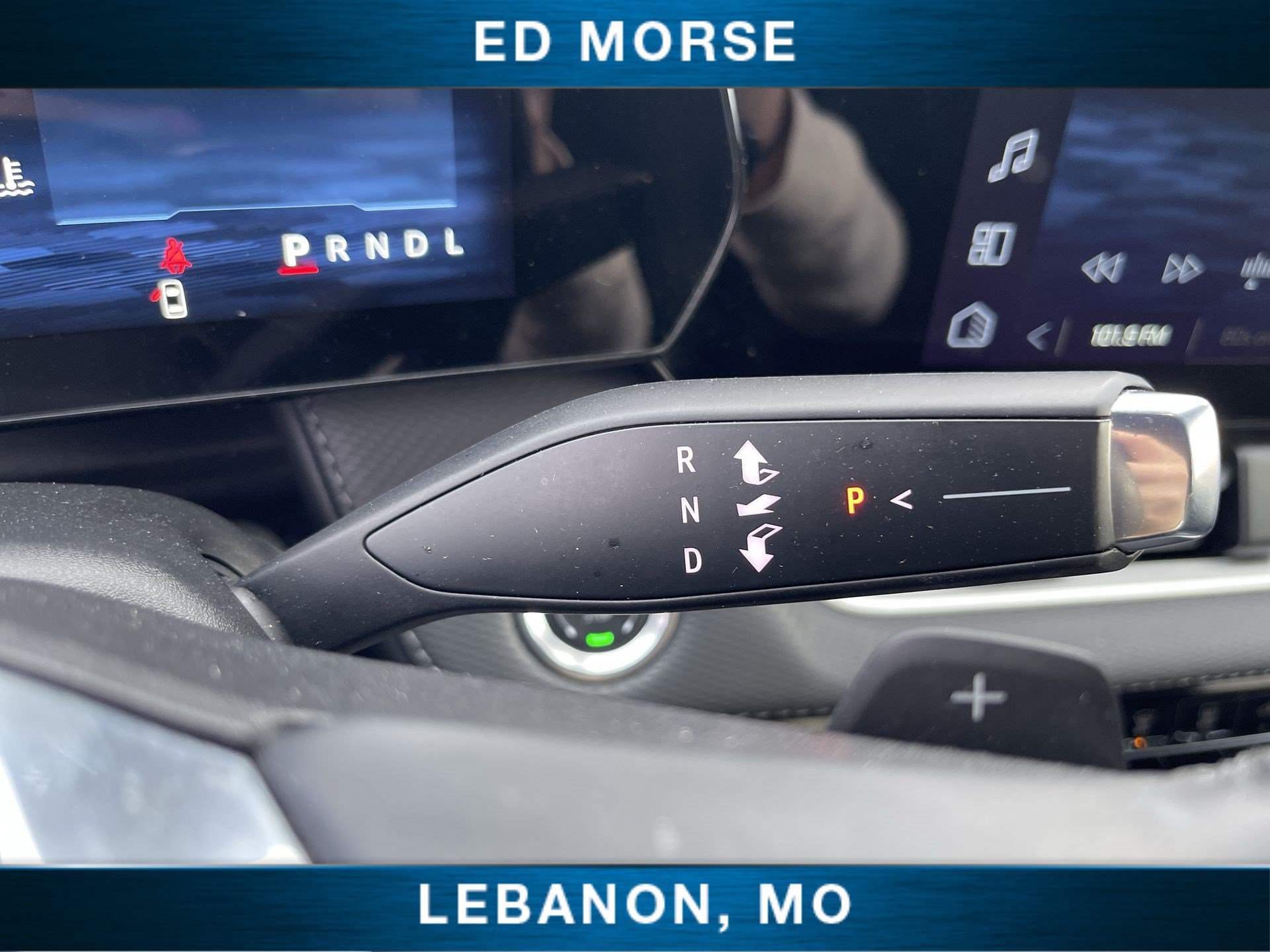Used 2025 Chevrolet Equinox LT AWD/4WD image 15