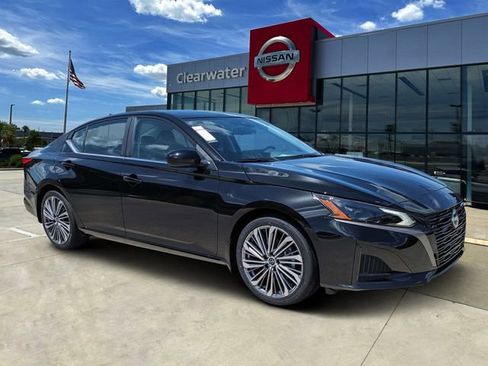 New 2026 Nissan Altima 2.5 SV w/ SV Premium Package FWD image 1