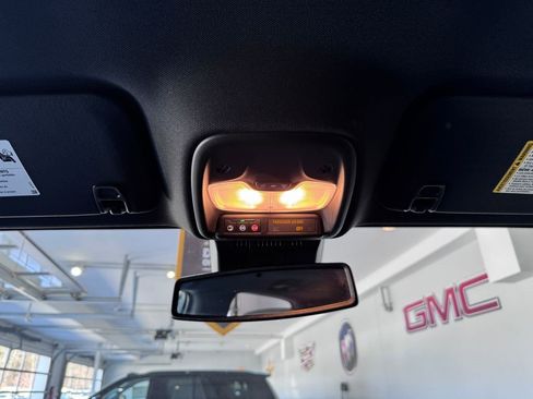 Certified 2024 Chevrolet Colorado ZR2 w/ Safety Package image 15