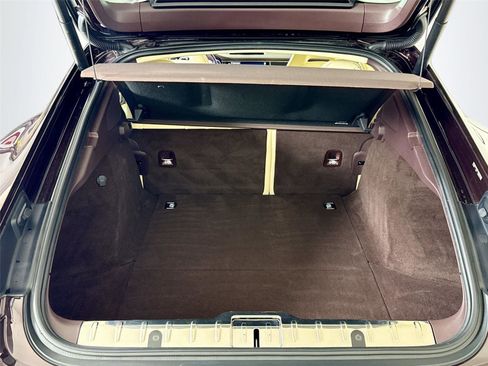 Used 2023 Porsche Panamera Platinum Edition image 24