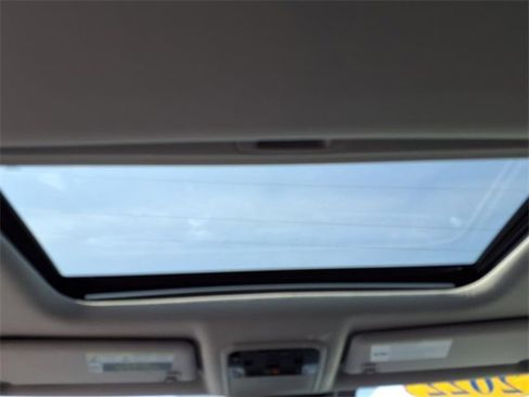 Used 2022 Toyota Tundra Limited image 5