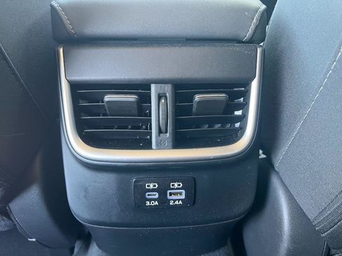 Used 2023 Subaru Outback Premium AWD/4WD image 15