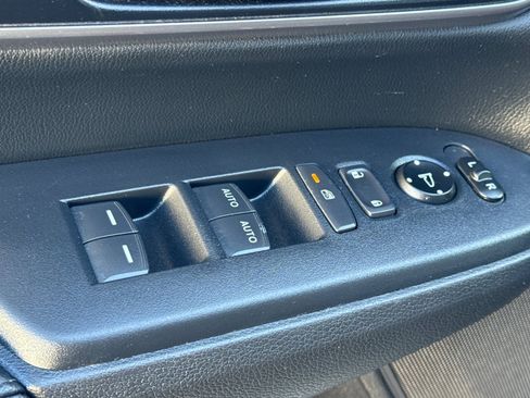 Used 2022 Honda CR-V Touring image 13