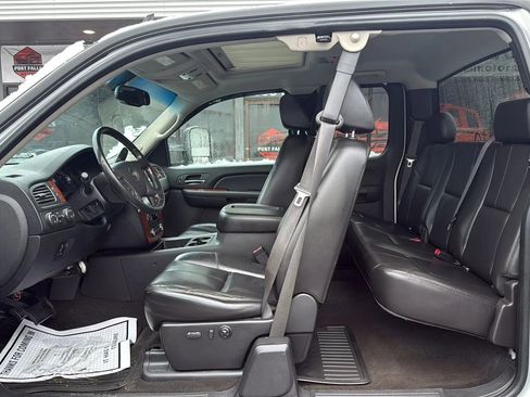 Used 2007 Chevrolet Silverado 2500 LTZ image 6
