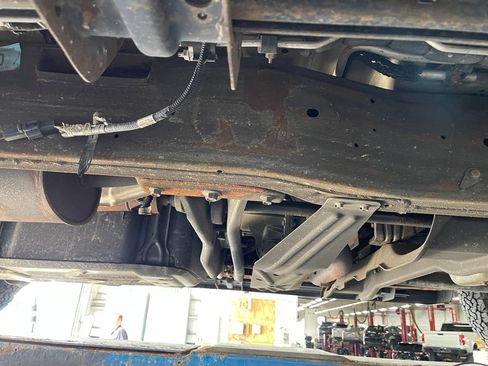 Used 2001 Lincoln Navigator 4WD image 16