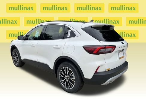 New 2026 Ford Escape SE w/ PHEV Premium Package image 10