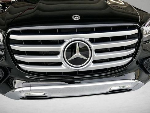 Certified 2025 Mercedes-Benz GLS 450 4MATIC image 30