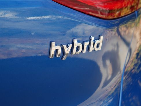 Used 2018 Hyundai Ioniq Limited w/ Limited Ultimate Package 03 image 21