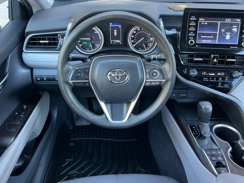 Certified 2021 Toyota Camry LE FWD image 14