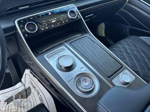 Used 2024 Genesis GV80 3.5T w/ Prestige Package image 28