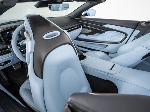 Used 2024 Aston Martin DB12 Convertible RWD image 20