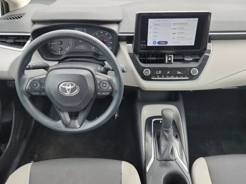 Used 2023 Toyota Corolla LE FWD image 27
