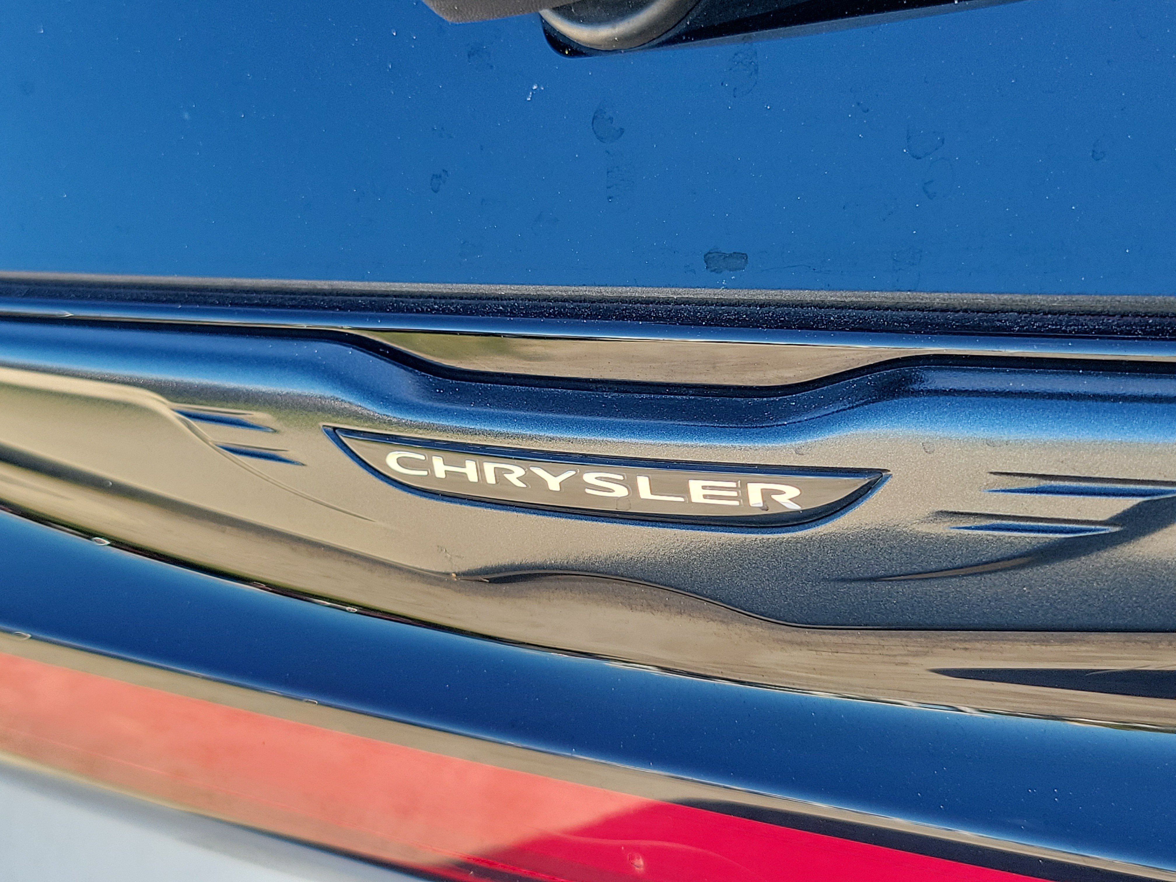 Used 2026 Chrysler Pacifica Select w/ S Appearance Package FWD image 6