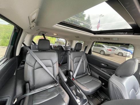 Used 2022 Nissan Pathfinder SL w/ SL Premium Package AWD/4WD image 5