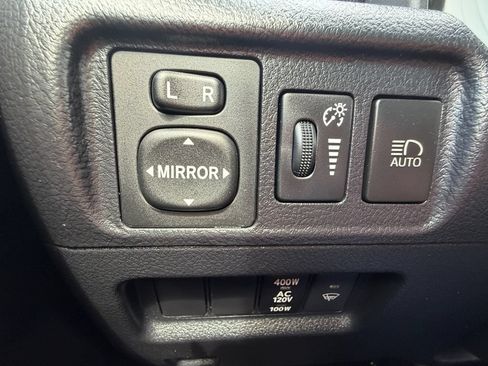 Used 2022 Toyota 4Runner Trail Special Edition AWD/4WD image 46