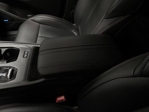 Used 2025 Jeep Wagoneer S Launch Edition image 21