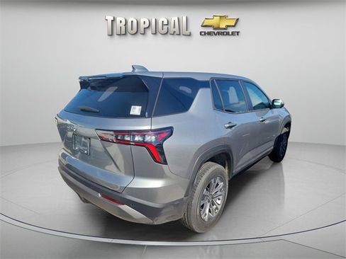 New 2026 Chevrolet Equinox LT image 3