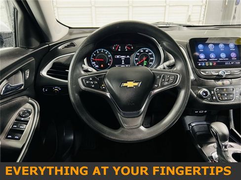 Used 2023 Chevrolet Malibu LT image 5