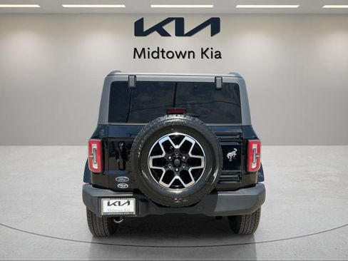 Used 2023 Ford Bronco Outer Banks AWD/4WD image 4