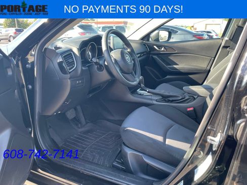 Used 2016 MAZDA MAZDA3 i Sport FWD image 12