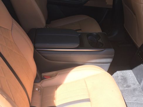 Certified 2024 MAZDA CX-90 3.3 Turbo S w/ Premium Plus image 7