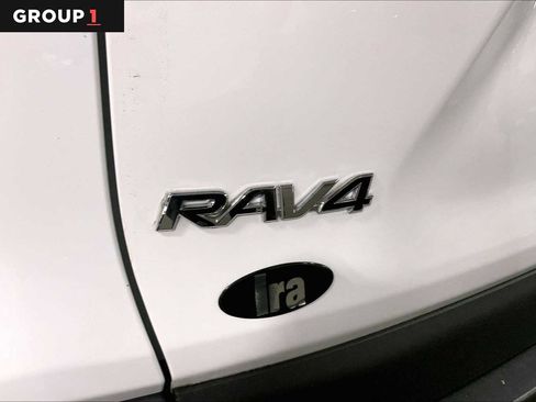 Used 2023 Toyota RAV4 LE AWD/4WD image 10