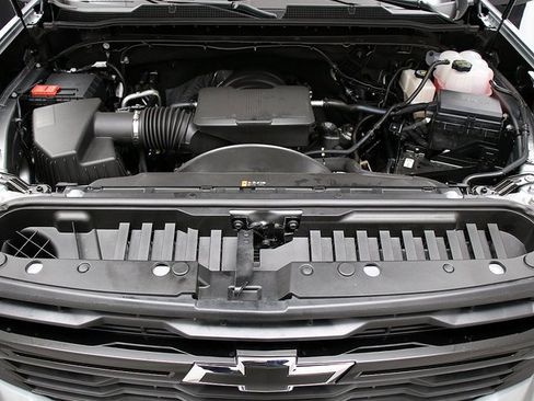 Used 2025 Chevrolet Silverado 2500 Custom w/ Custom Convenience Package image 28