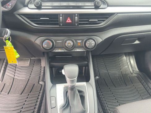 Used 2024 Kia Forte LXS image 23