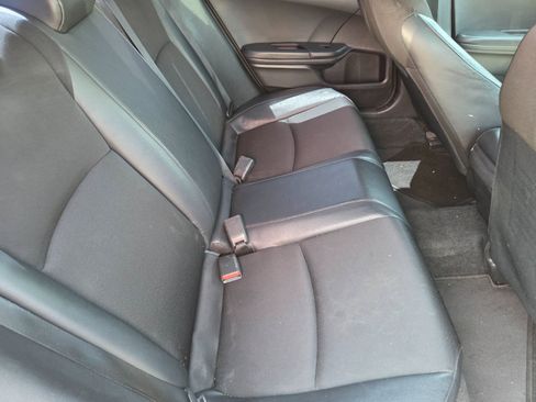 Used 2019 Honda Civic Sport image 13
