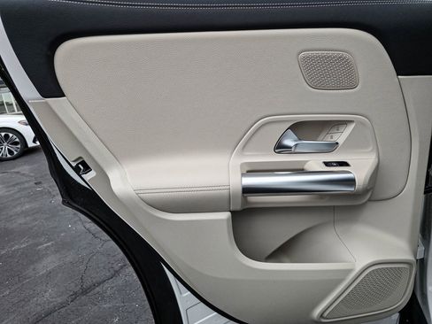 New 2025 Mercedes-Benz GLA 250 4MATIC image 29