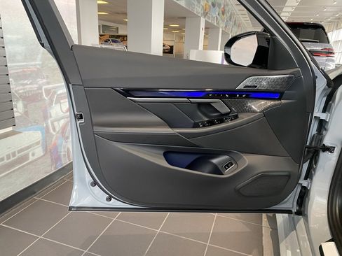 New 2026 BMW M5 w/ Executive Package image 16