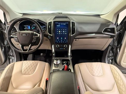 Used 2024 Ford Edge Titanium AWD/4WD image 19