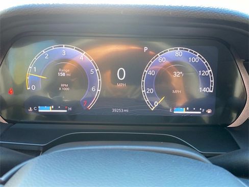 Used 2023 Jeep Grand Cherokee Altitude image 16